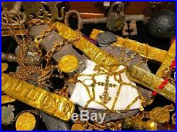1715 Fleet Queens Jewels Gold Diamond Cross Pirate Gold Coins Shipwreck Treasure