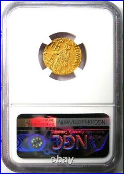 Justinian II AV Solidus Gold Byzantine Jesus Christ Coin 685-695 AD NGC AU